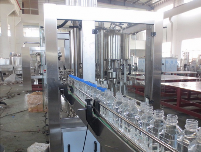 Máquina de engarrafamento da água mineral da elevada precisão com controle do PLC + do tela táctil 7