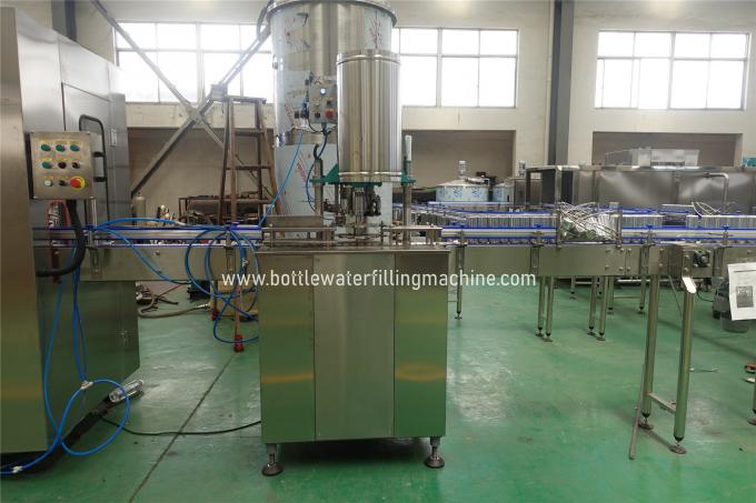 Máquina de enchimento carbonatada automática Juice Aluminum Can das bebidas do CE do ISO SUS304 2
