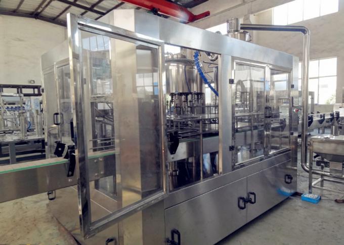 O PLC controla a máquina de enchimento do suco de fruto para o branco prateado da fábrica SUS304 da bebida 2