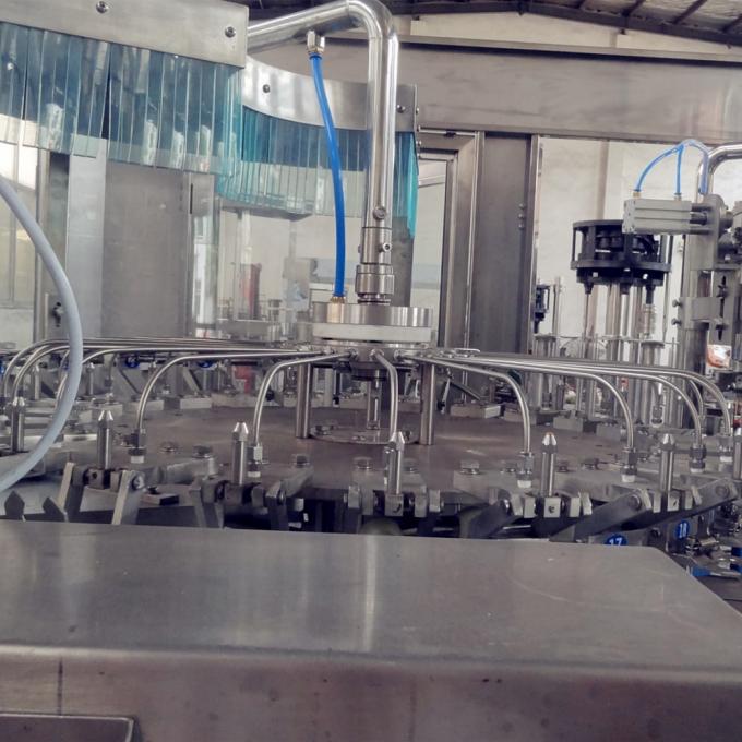 2016 cervejas novas do restaurante automático do projeto/carbonataram a máquina de enchimento da bebida para a fábrica pequena