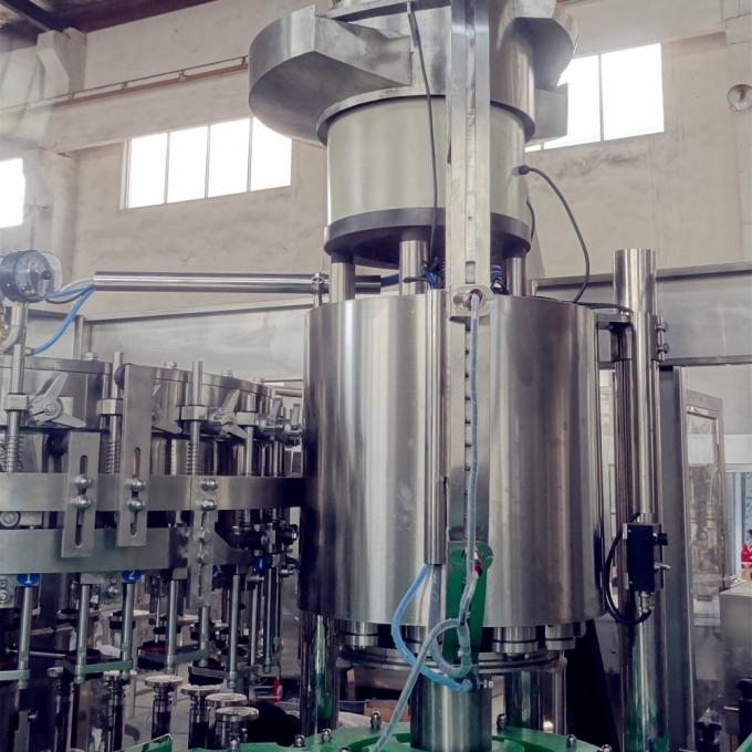2016 cervejas novas do restaurante automático do projeto/carbonataram a máquina de enchimento da bebida para a fábrica pequena