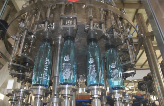 A máquina de enchimento da bebida da garrafa do ANIMAL DE ESTIMAÇÃO/carbonatou linhas de produção das bebidas 4