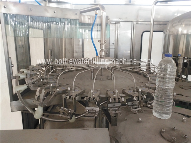 Máquina de engarrafamento da água do controle do PLC HMI para o tamanho da garrafa 250-2000ml 1