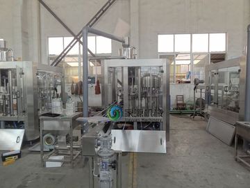 Juice Bottle Filling Machinery SS304 For 500 ML Carbonated Drink Barrel