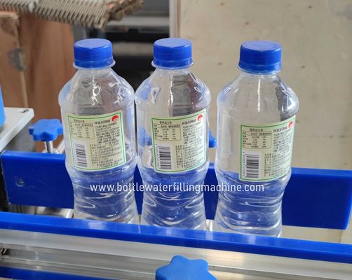 Máquina de enchimento de garrafas PET de pequena escala 4000BPH, equipamento de engarrafamento de água mineral